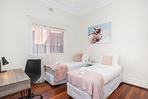 Hyde Seek Parkside Family Stay