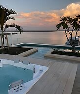 808 Martinique