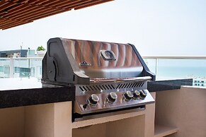 808 Martinique