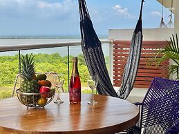 808 Martinique