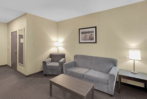 Duvernay Inn & Suites