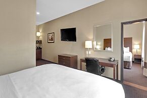 Duvernay Inn & Suites