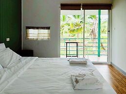 Coco and Canal HomeStory