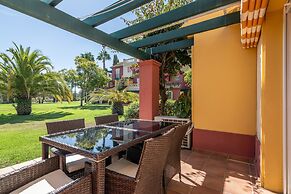 Golfside Apartment in Isla Canela