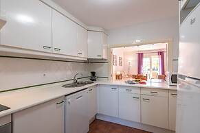 Golfside Apartment in Isla Canela