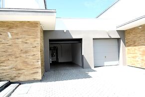Comfortable Holiday Home for 10 People