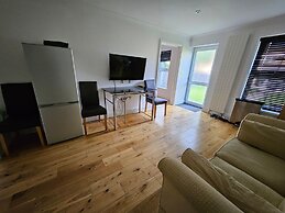 Standard Single Room - Shared
