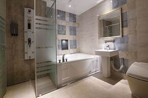 3S HOTEL DONGTAN - BUSINESS