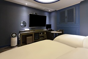 3S HOTEL DONGTAN - BUSINESS