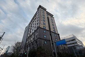 3S HOTEL DONGTAN - BUSINESS