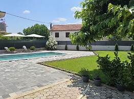 Countryside Villa Tajo