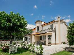 Countryside Villa Tajo