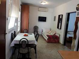 Charming Apartments Dokoza Vir