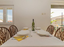 Charming Apartments Dokoza Vir