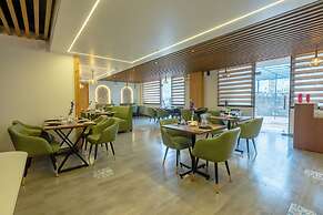 Crestorio Resort & Spa Dehradun