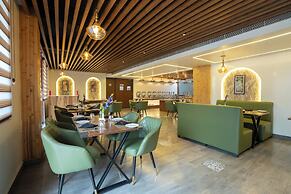 Crestorio Resort & Spa Dehradun