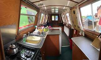 Stone - Self-drive Boat - Sleeps 8 - Pet Friendly
