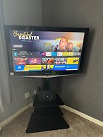 3 Bedroom House Ideal for Contractors Sleeps 6