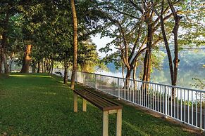 Waters Spring Hotel
