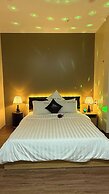 Dream Hotel