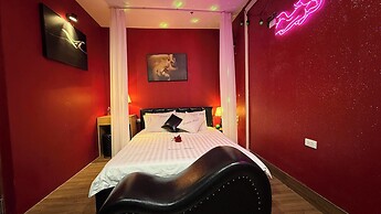 Dream Hotel