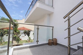 Gregory Luxury Apartments