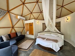 In Out Resort Glamping