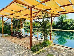 In Out Resort Glamping