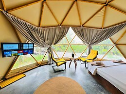 In Out Resort Glamping