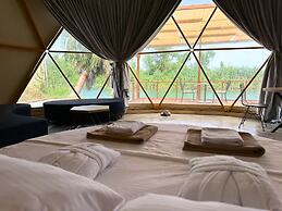 In Out Resort Glamping