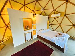 In Out Resort Glamping