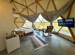 In Out Resort Glamping
