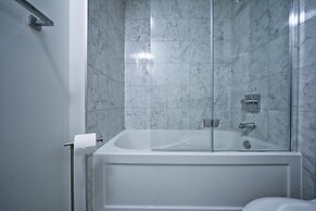 York Horizon Suites
