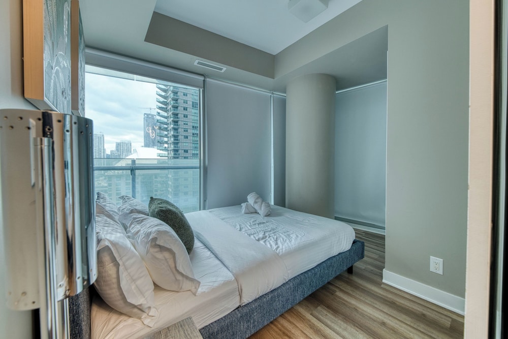 York Horizon Suites