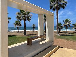 Holiday Home Paphos - Near Amenities - Poolside