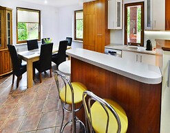 Large, Comfortable Holiday Home With a Garden