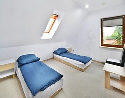 Large, Comfortable Holiday Home With a Garden