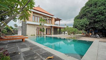 Mona Bali Guest House