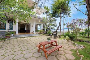 Lotus villa