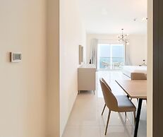 Gorgeous Studio With Balcony Business Bay