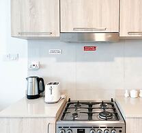 Gorgeous Studio With Balcony Business Bay