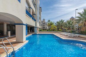 Beachfront Getaway With Sea Views