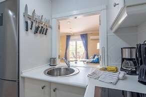 Beachfront Getaway With Sea Views