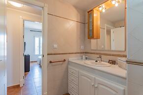 Family & Pet-friendly Stay