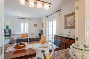 Family & Pet-friendly Stay