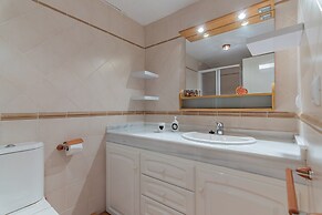 Family & Pet-friendly Stay