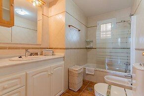 Family & Pet-friendly Stay
