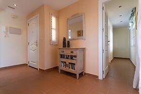 Family Apartment With Amenities