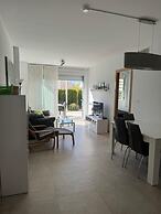 Bright Apartment Near Aquopolis