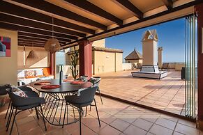 Sea-view Apartment for 7